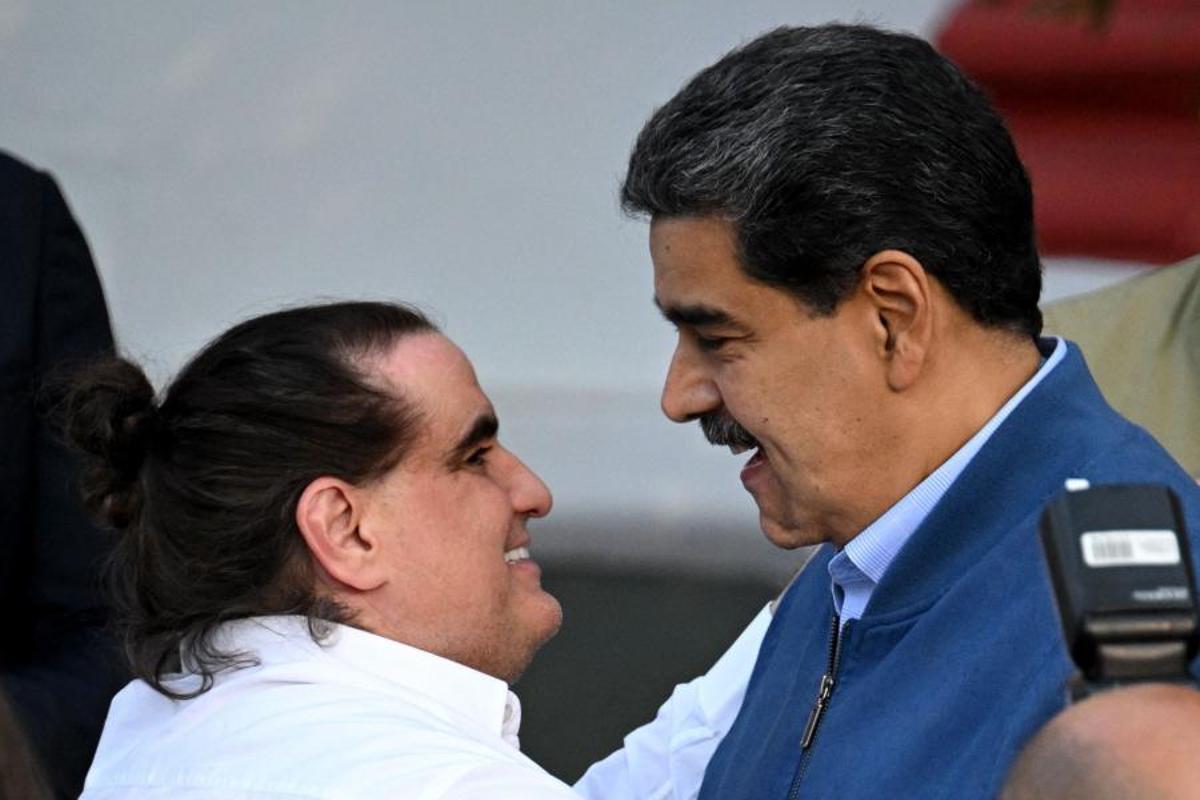 El empresario colombiano Alex Saab, recibido por Maduro en el palacio de Miraflores en un encuentro en 2023.