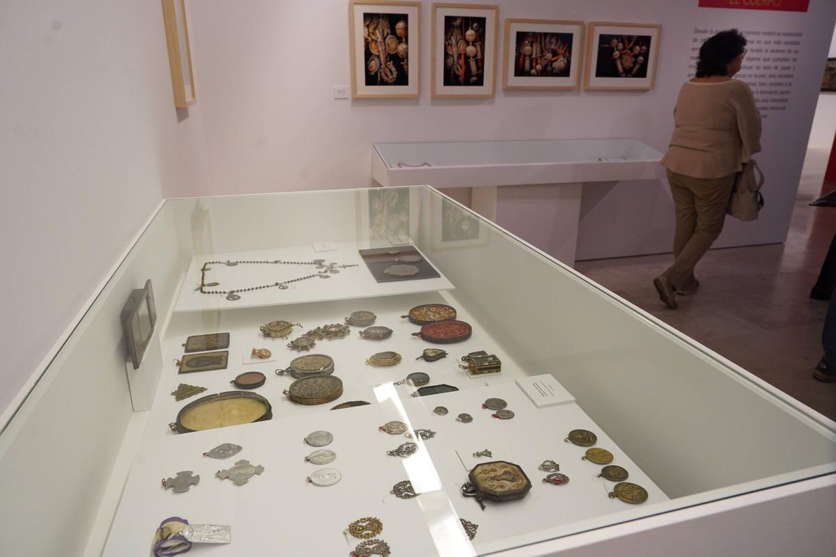 Inauguración de la muestra "Lo sagrado en lo cotidiano"