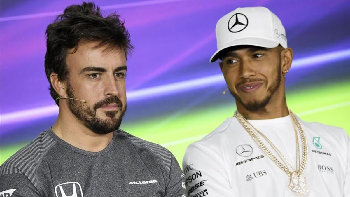 Fernando Alonso y Lewis Hamilton en el GP de Australia