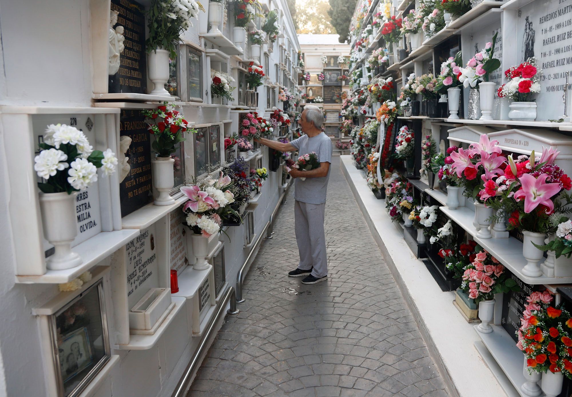 El Día de Todos los Santos de 2022 en los cementerios de Málaga