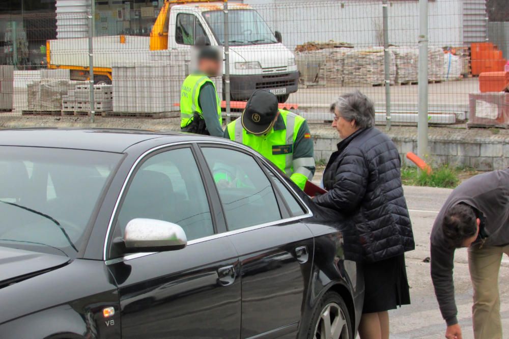 María Jesús Otero estrella su Audi en Llanes