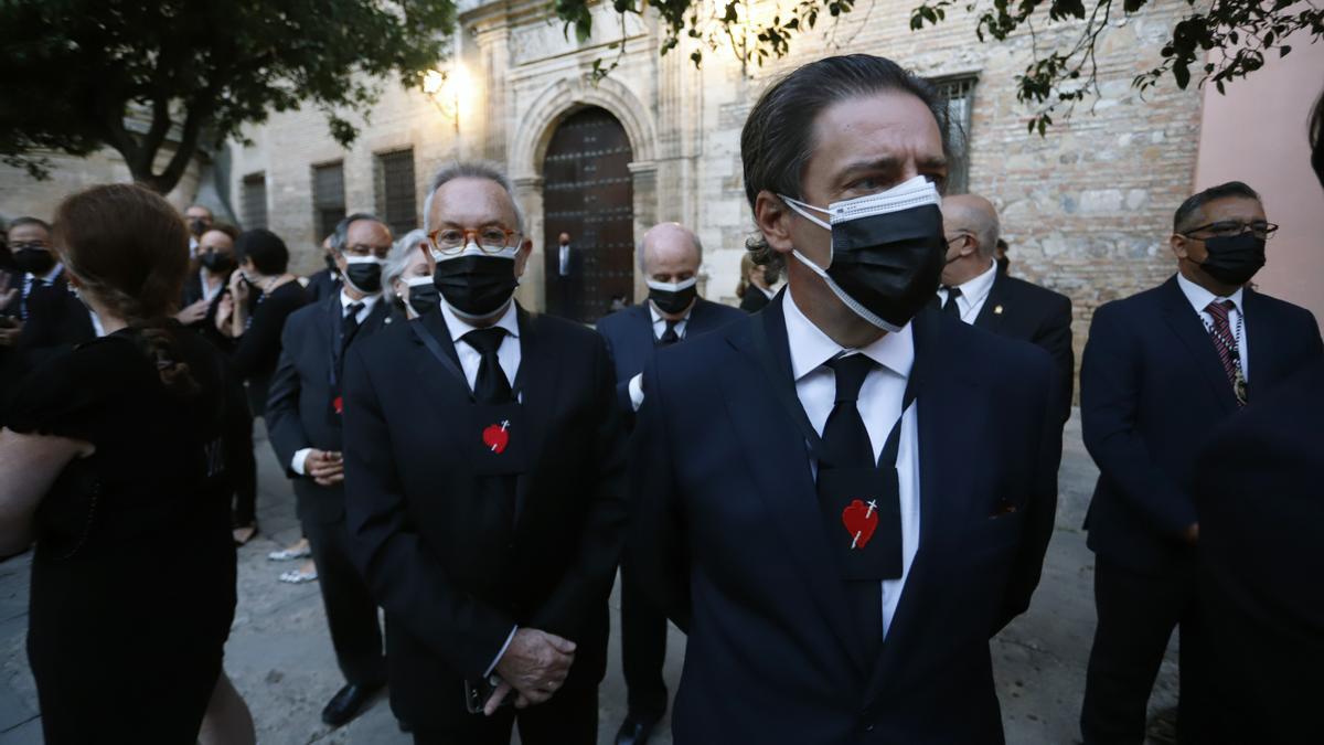 Madrugada de traslados para la veneración 'El Verbo Encarnado' en la Catedral