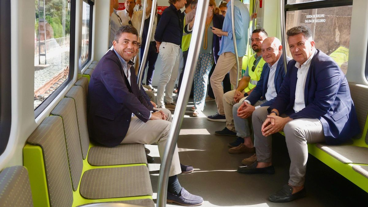 Mazón asiste a las pruebas de Metrovalencia en Torrent para reestablecer el servicio