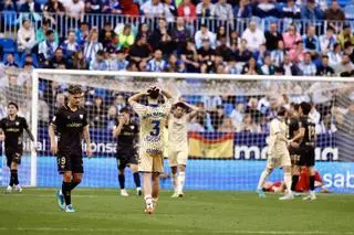 El 'síndrome del chárter' y la apatía devoran a la UD Las Palmas: cinco puntos de 21 lejos de la Isla