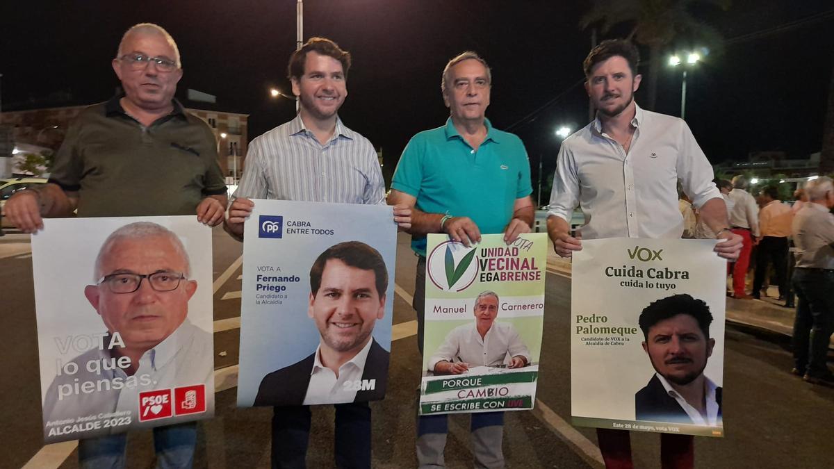 Los candidatos, en el acto celebrado en Cabra.