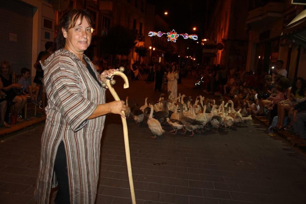 Los Moros y Cristianos de Jumilla cumplen treinta años con un espectacular desfile