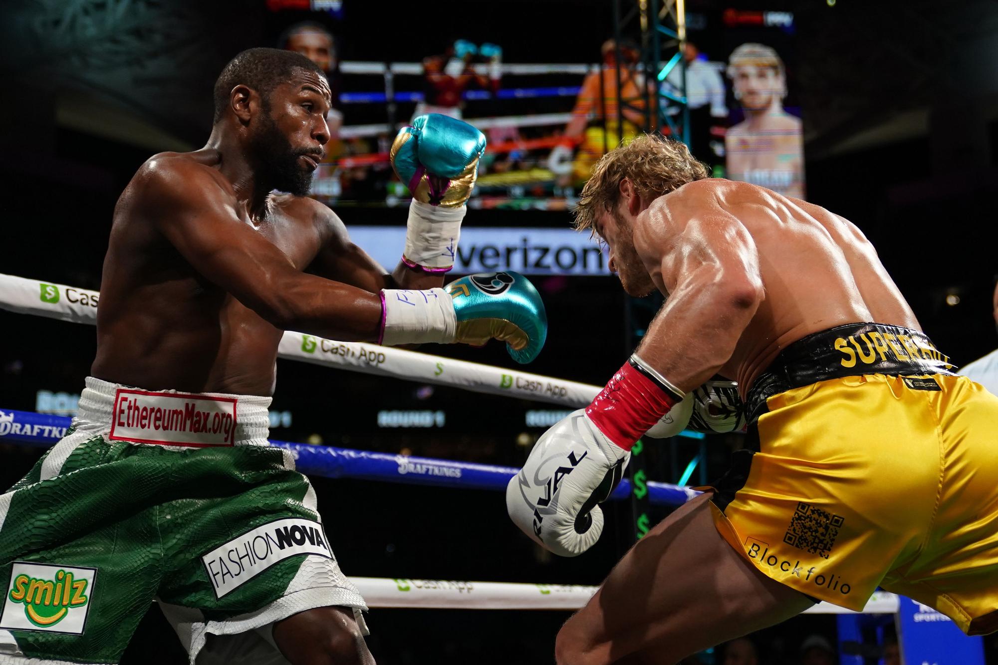 Combat de boxa entre Floyd Mayweather i Logan Paul