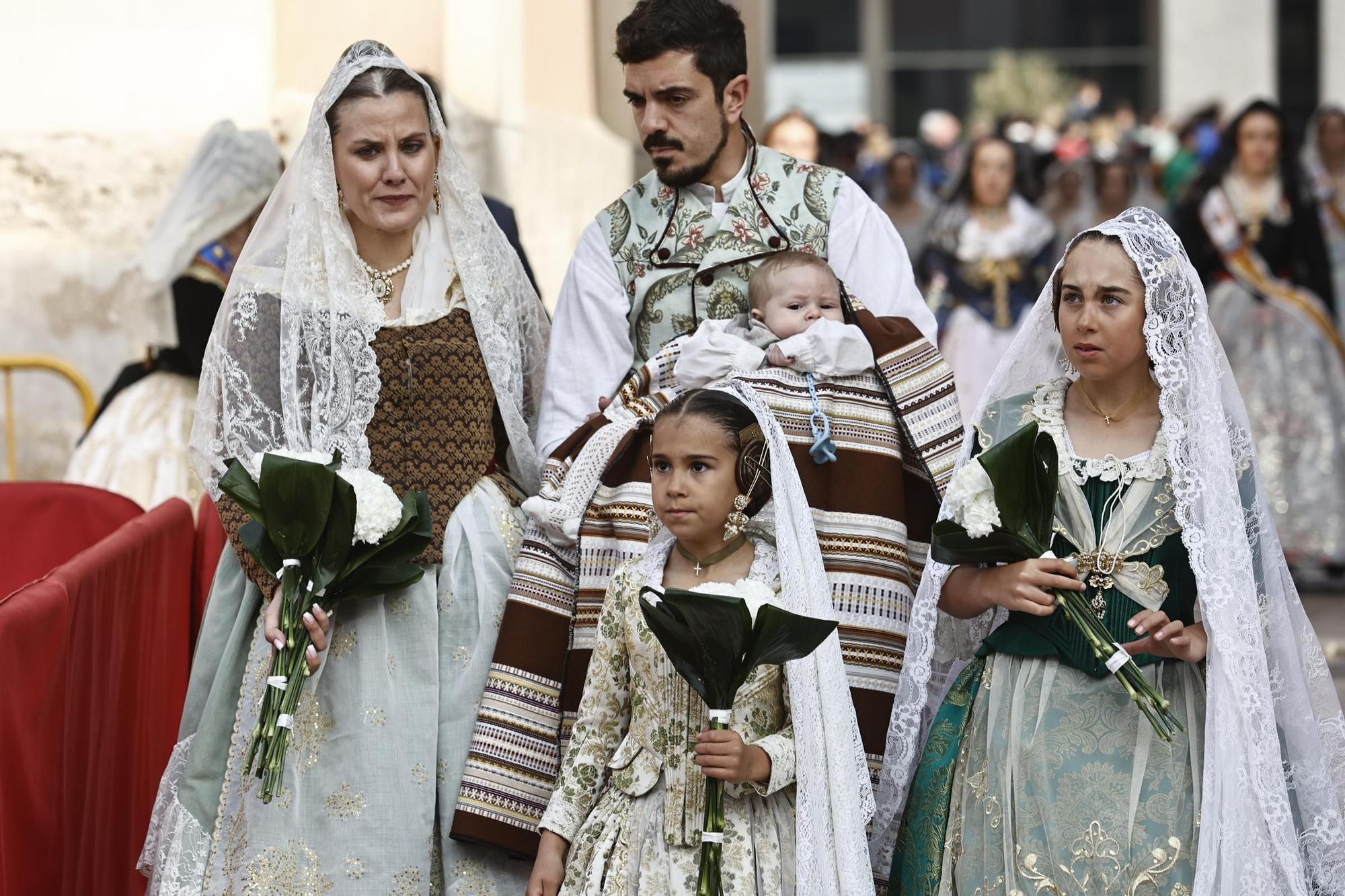 Ofrenda 18 de marzo. Calle de la Paz (16-17 horas)