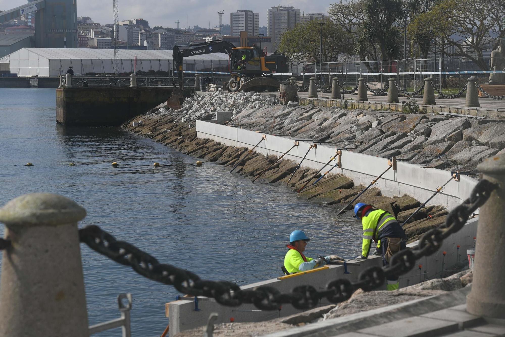 La plataforma de baño en O Parrote, prevista para 2023, apunta a finales de este verano
