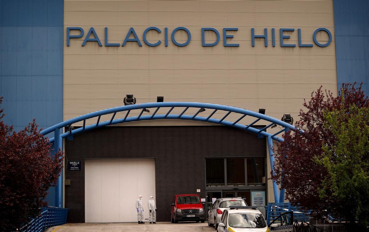 El Palacio de Hielo, convertido en una morgue durante la pandemia.