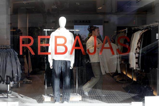 Galería: Comienzan las rebajas en Ibiza