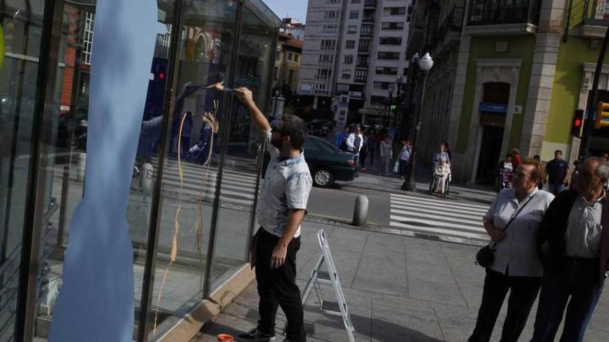 Díaz-Faes, ayer, durante su intervención en la plaza de Europa.