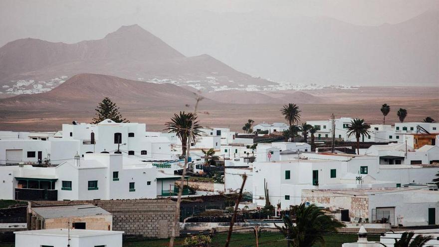 Muere ahogada una niña en una piscina de una vivienda vacacional en Lanzarote