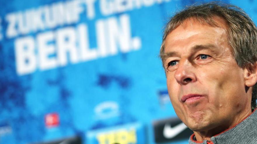 Jürgen Klinsmann renuncia como entrenador del Hertha