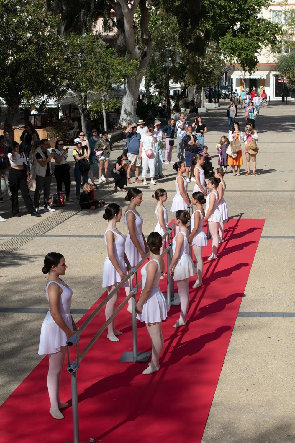 La danza sale a la calle en Ibiza