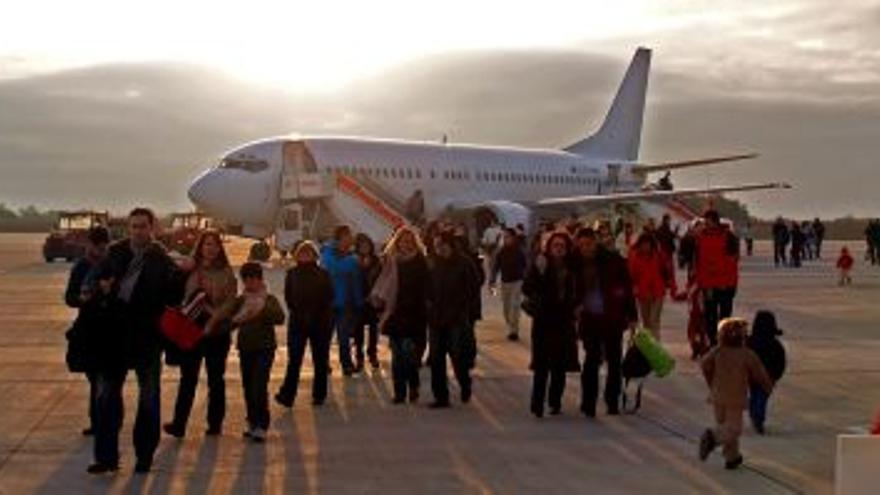 Pyrenair obtiene un 85% de ocupación en sus vuelos entre Huesca y La Coruña