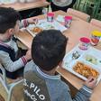 Niños en comedores escolares.
