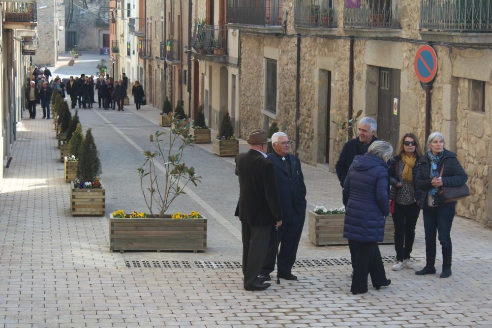 Capmany inaugura la reforma del nucli antic