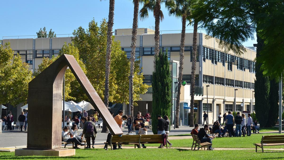 Premios de la UPV a los mejores estudiantes y alumnos.