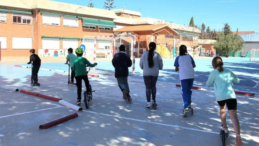 Actividades de educación vial en el Colegio Juan Antonio López Alcaraz. | AYTO. PUERTO LUMBRERAS