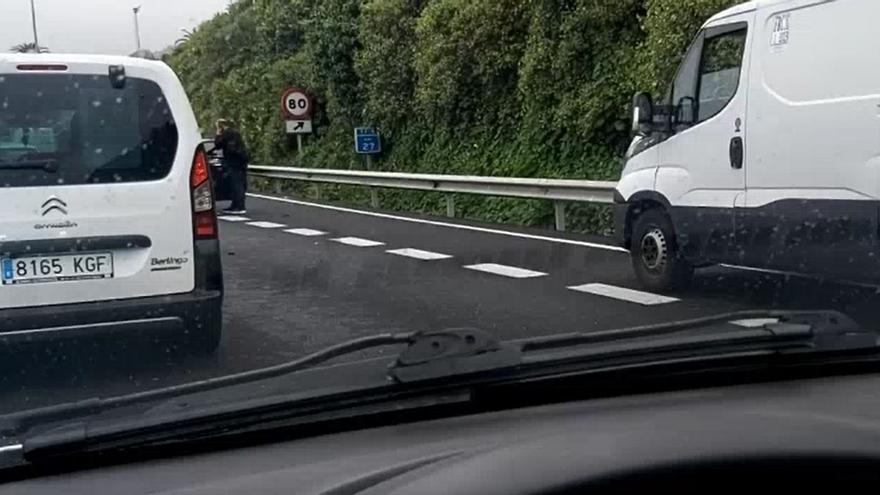 Accidente en la autopista del Norte de Tenerife.