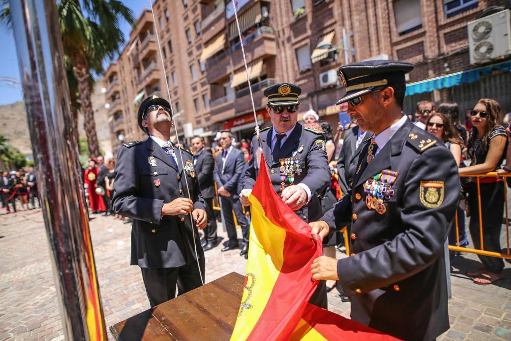 El Pájaro Oriol ya descansa en el balcón