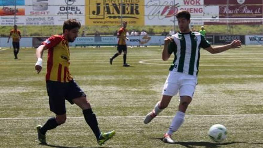 Una acció del partit d&#039;ahir entre el Vilafranca i el Perlada.