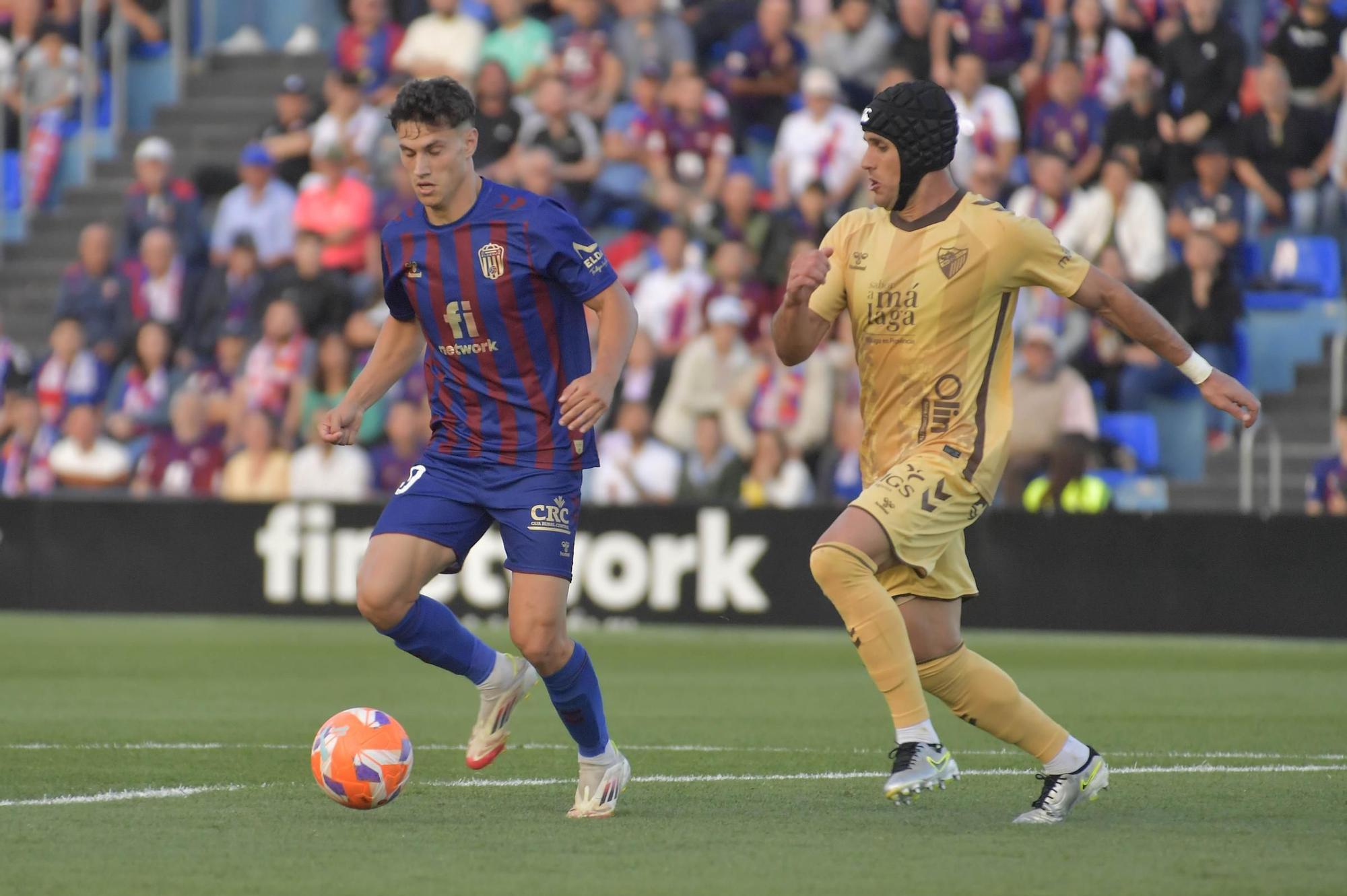 El Eldense salva el primer ‘match ball’ (1-0)