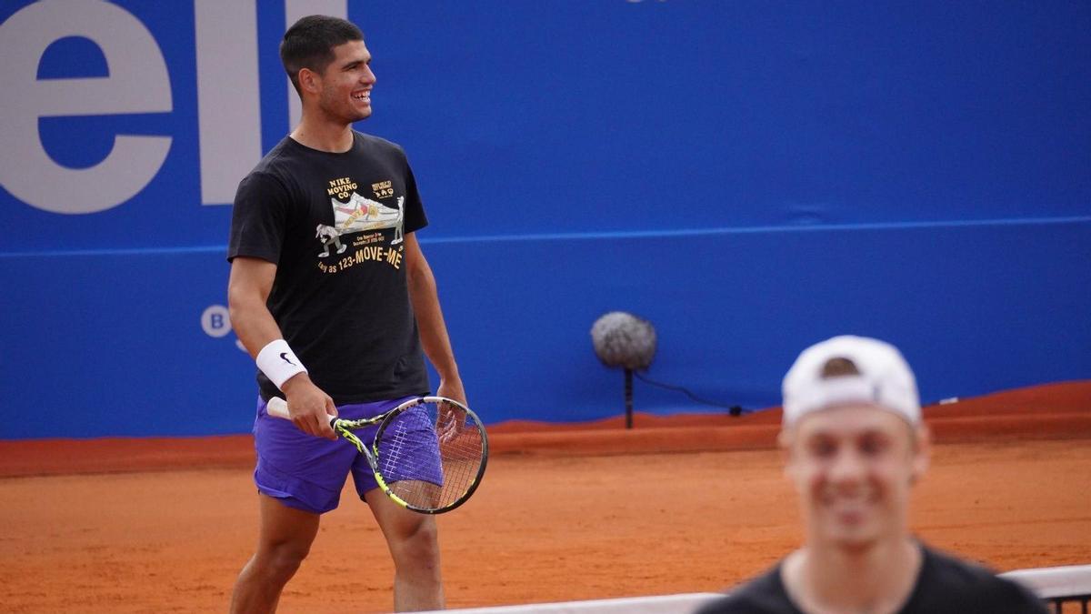 Carlos Alcaraz ya entrena en Barcelona