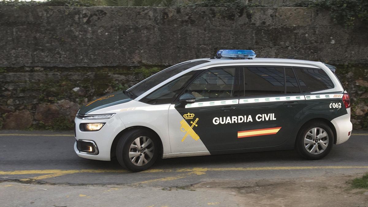 Una patrulla de la Guardia Civil, en una imagen de archivo.