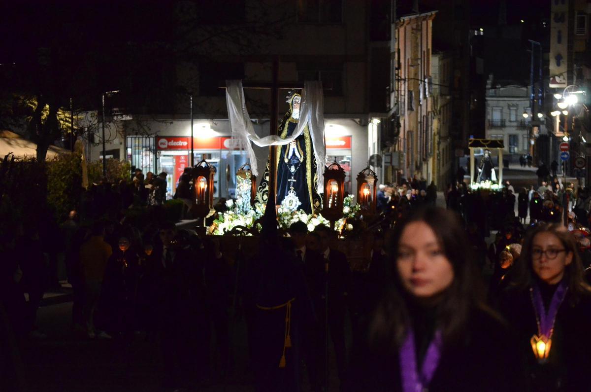 La Procesión de las Tinieblas de Benavente, en imágenes