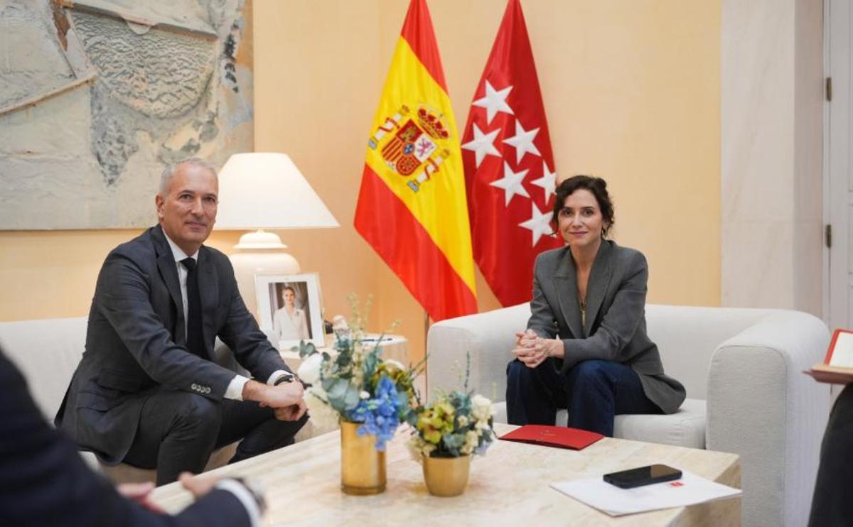 Ayuso se reúne con el presidente de SEAT y CUPRA para conocer sus proyectos para la región como mercado estratégico.