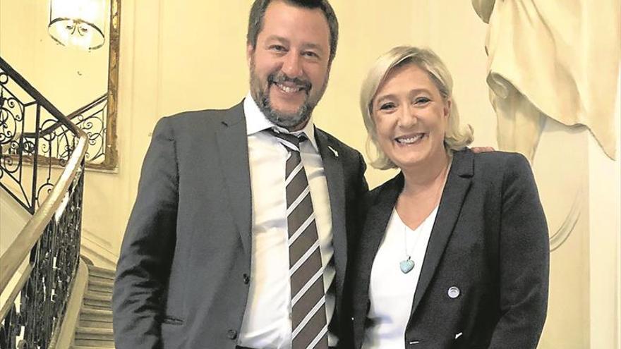 Le Pen y Salvini sellan la unión ultra para conquistar Europa