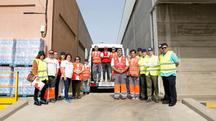 SCA dona 23.000 unidades de productos de higiene a Cuz Roja en Las Palmas