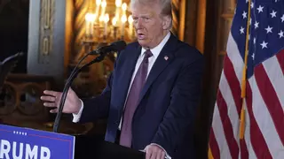 Trump no descarta la "coerción militar o económica" para reclamar el Canal de Panamá y hacerse con Groenlandia