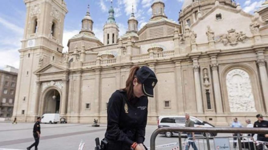 Explota un artefacto en la Basílica del Pilar