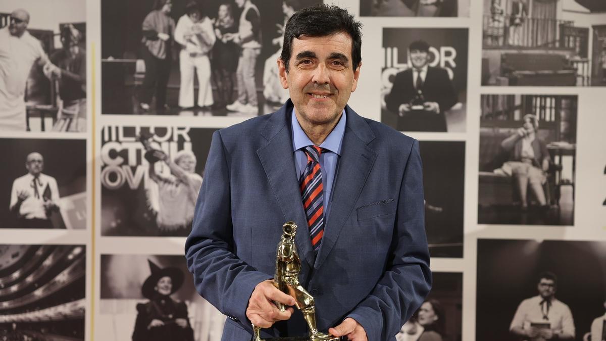 Rafa Simarro, con el "Saragüell" conseguido el pasado mes de febrero