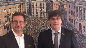 Puigdemont junto al líder del Bloque Quebequés.