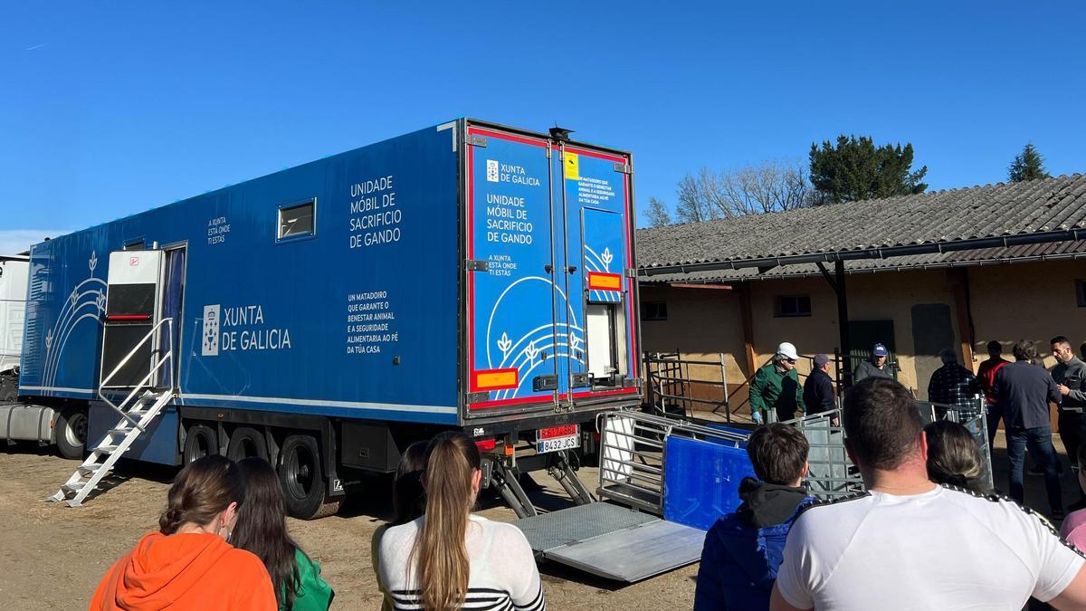 El Servizo de Matadoiro Móbil de la Xunta llega a Boqueixón y Lalín