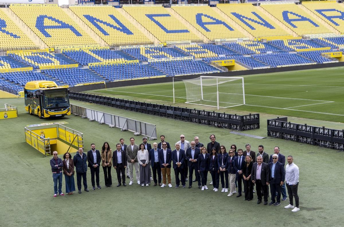 Así fue el día de los emisarios de la FIFA en Gran Canaria para observar los avances de cara al Mundial de 2030 Así fue el día de los emisarios de la FIFA en Gran Canaria para observar los avances de cara al Mundial de 2030