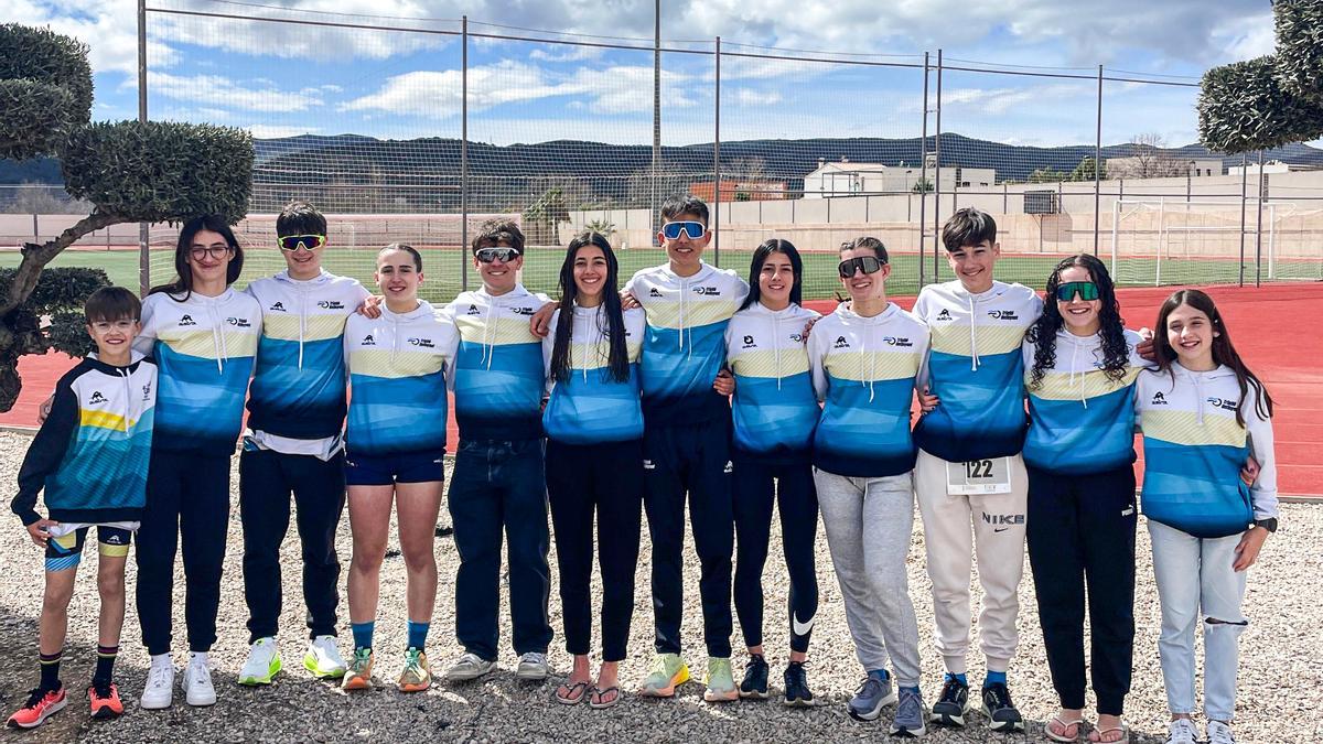 Equipo del Club Triatló Ontinyent en el Duatlón Escolar de Segorbe