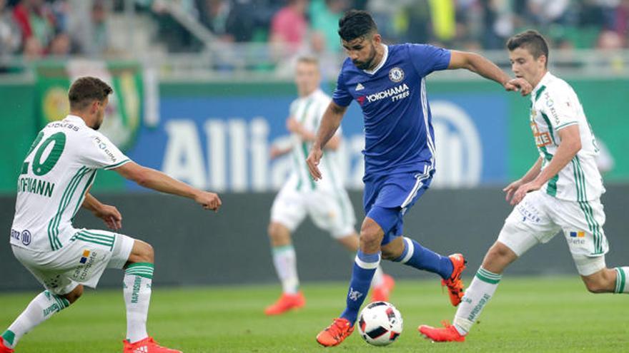 Diego Costa con la camiseta del Chelsea inglés.