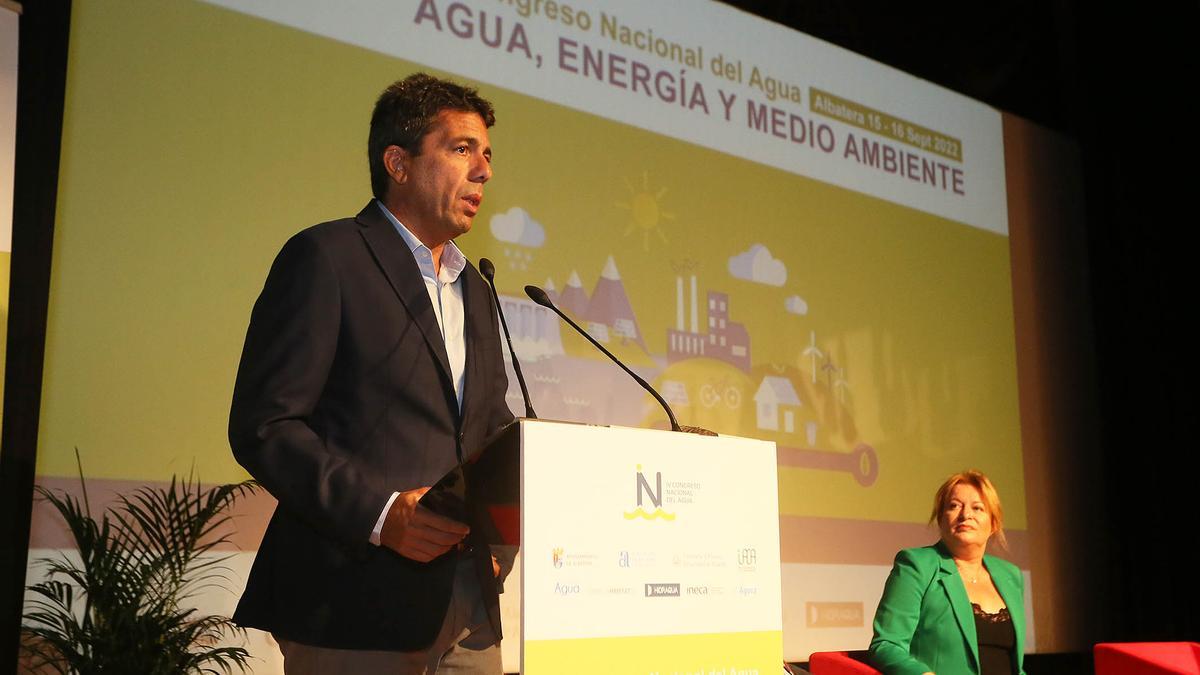 Carlos Mazón, presidente de la Diputación, y Ana Serna, alcaldesa y diputada del Ciclo Hídrico en la inauguración