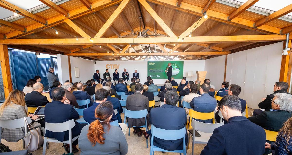 Asistentes a Aprova Lab.