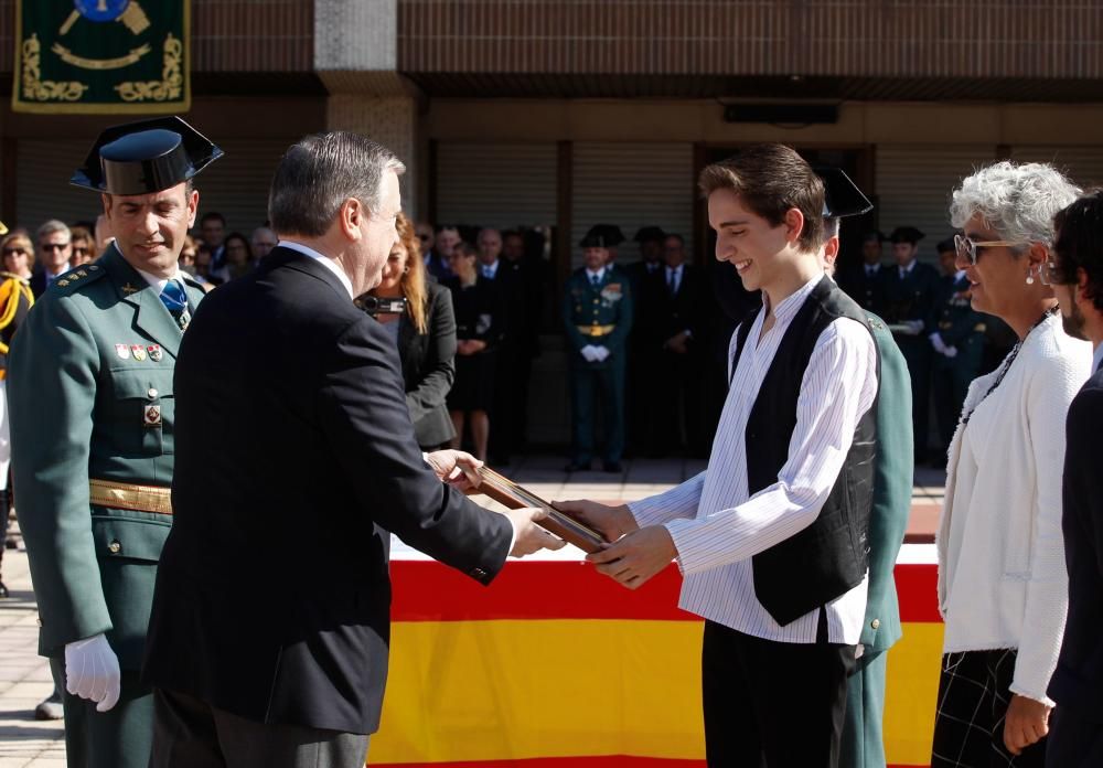 Acto del Día de la Hispanidad en el cuartel de El Rubín, en Oviedo