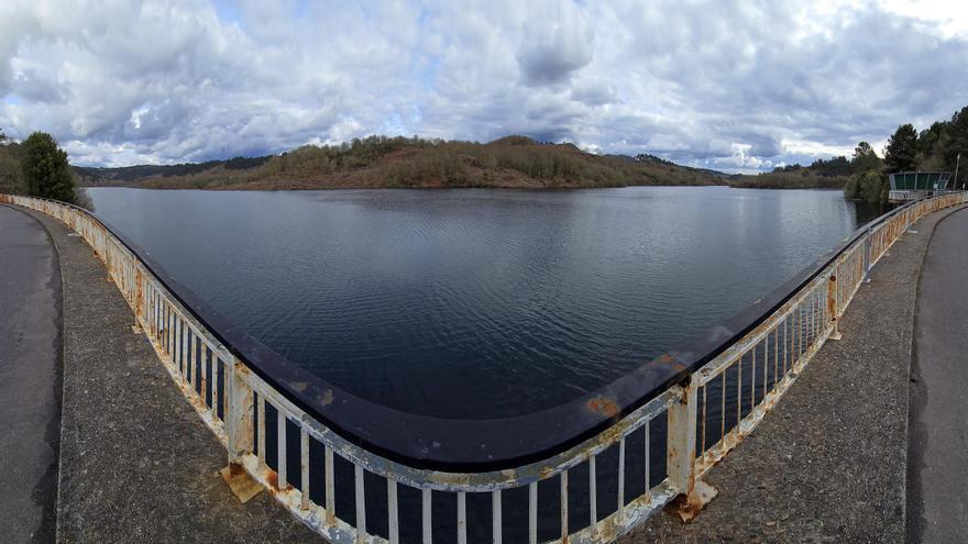Las lluvias elevan el agua embalsada a su mayor nivel en quince años