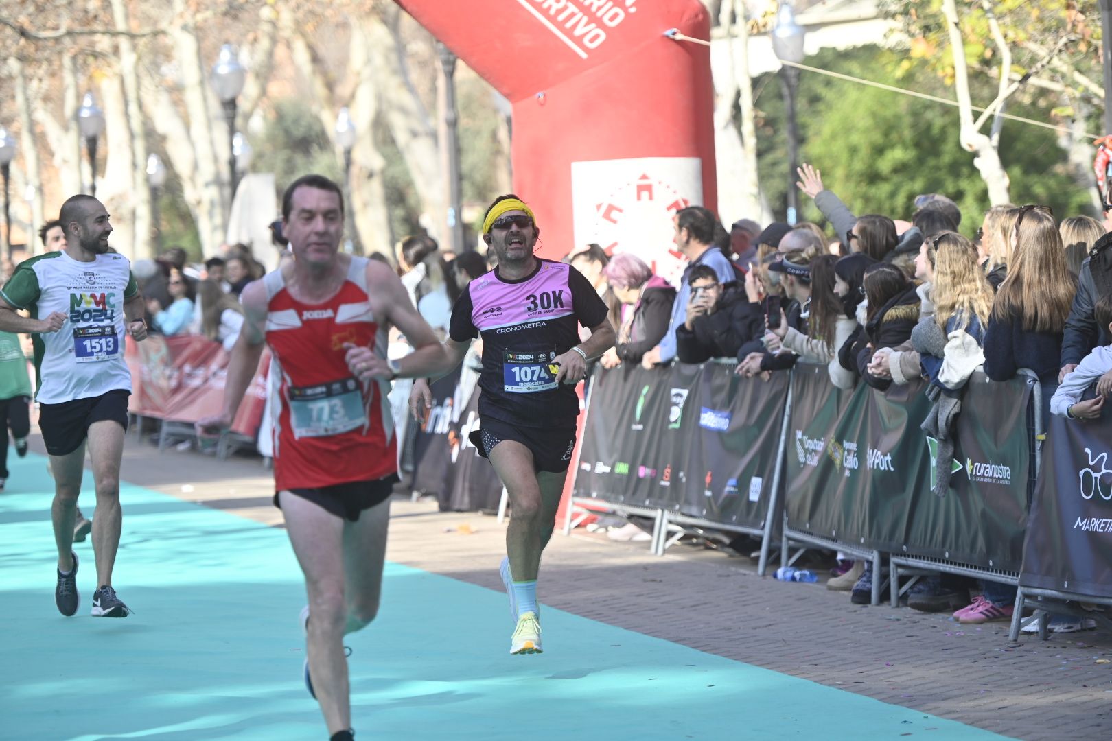 Las mejores fotos: Búscate en la galería de imágenes de la 39ª Media Maratón de Castelló