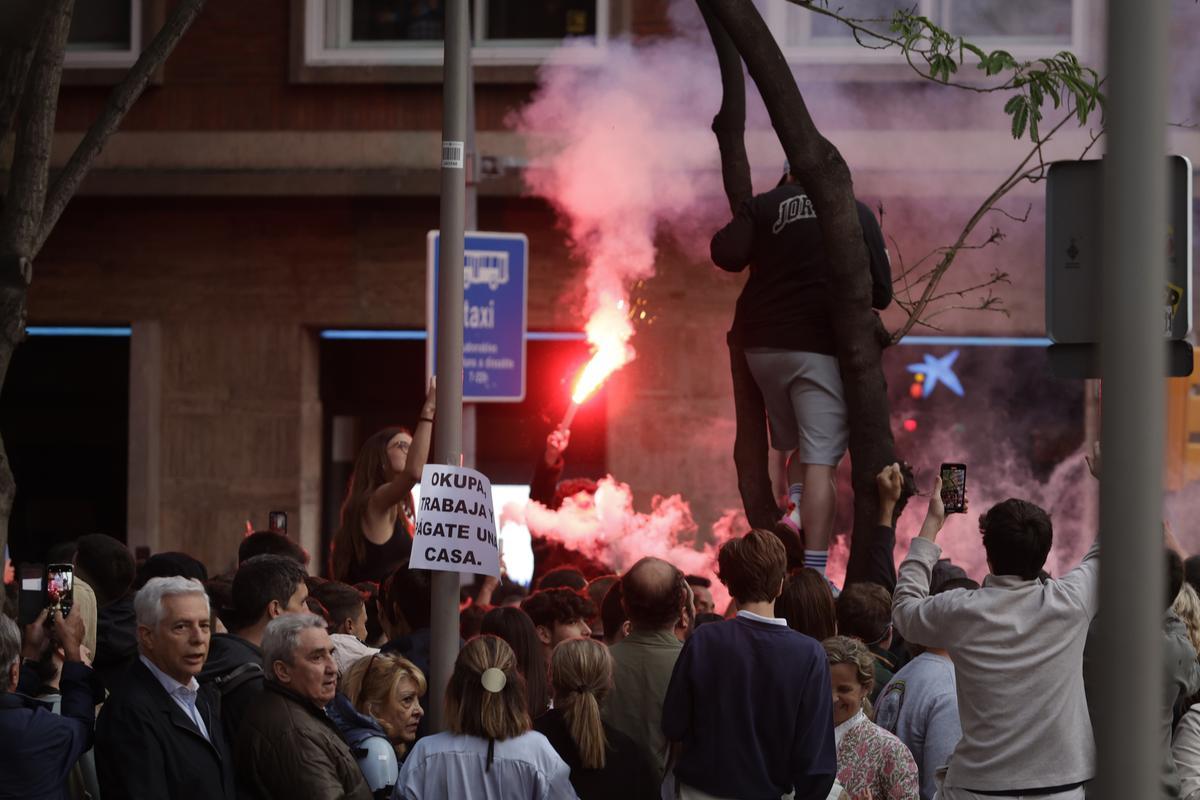 Tensión entre okupas y vecinos en la Bonanova de Barcelona