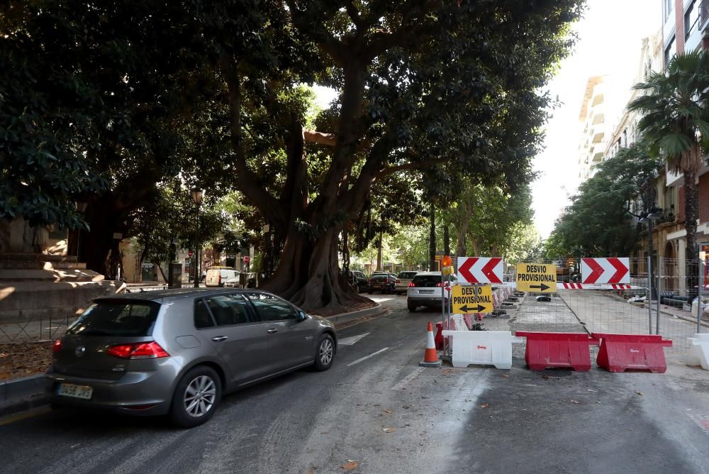 La Gran Vía Marqués del Turia, levantada por obras.