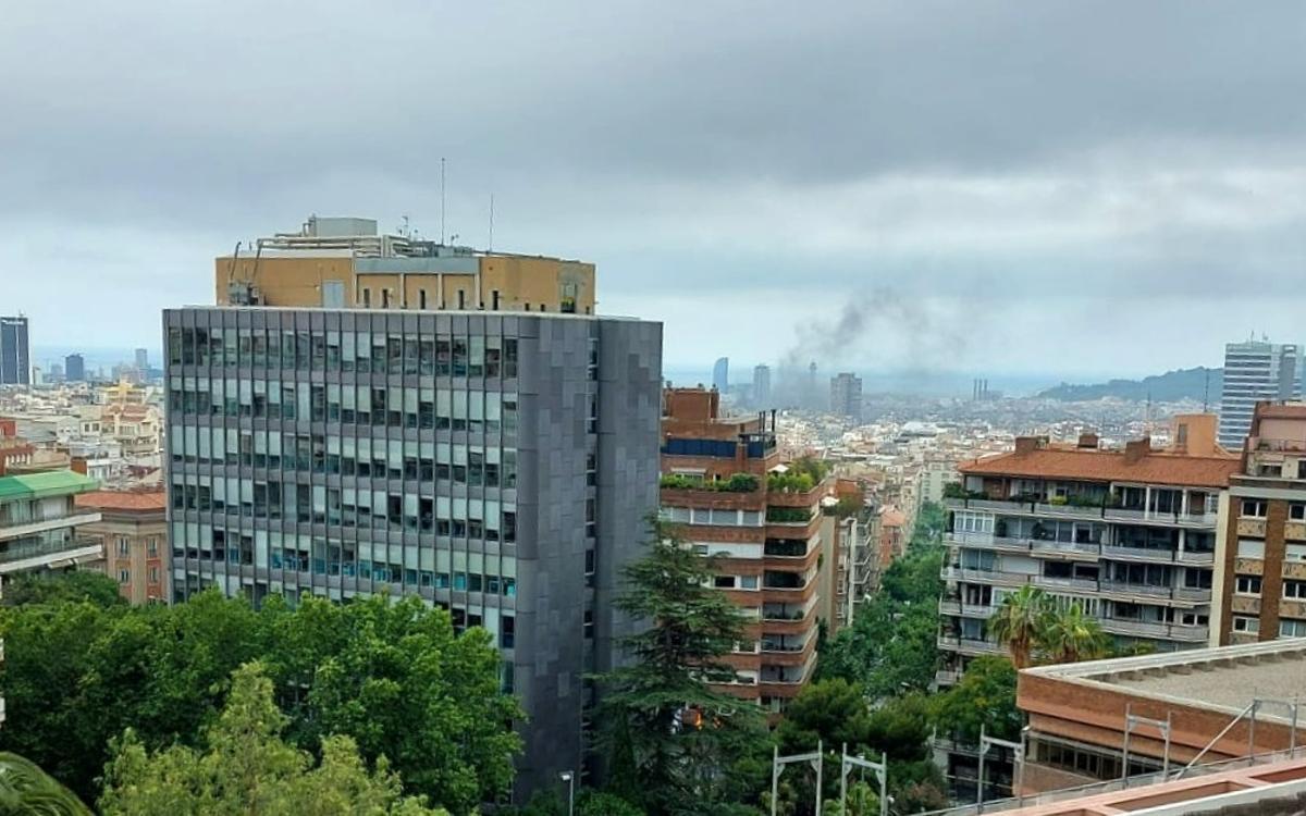 Mor una dona de 87 anys després d’incendiar-se un pis al carrer de Muntaner de Barcelona Mor una dona de 87 anys després d’incendiar-se un pis al carrer de Muntaner de Barcelona